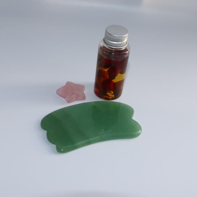 Aventurine Gua Sha: Your Stone of Luck & Luminous Skin