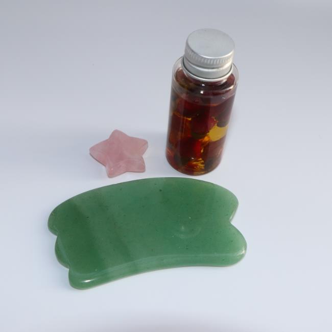 Aventurine Gua Sha: Your Stone of Luck & Luminous Skin